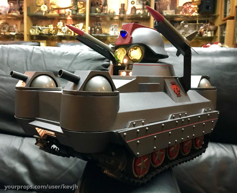 Zevo toy tank – Toys (1992) – image 4