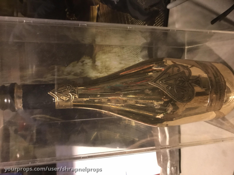 Screen used gold alcohol bottle from party – Hot Tub Time Machine 2 (2015) – image 1
