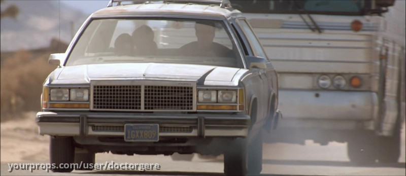 Station Wagon License Plate – Terminator 2: Judgment Day (1991) – image 3