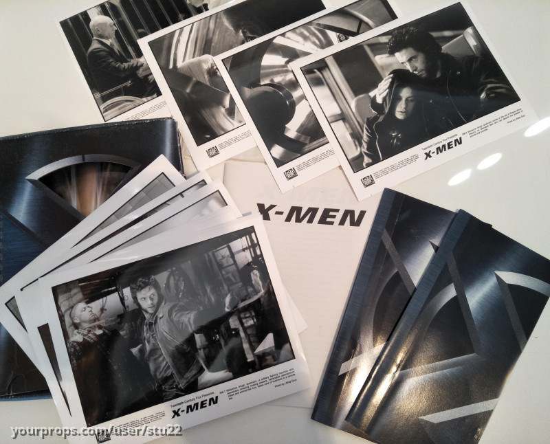 Original Press Kit – X-Men (2000) – image 1