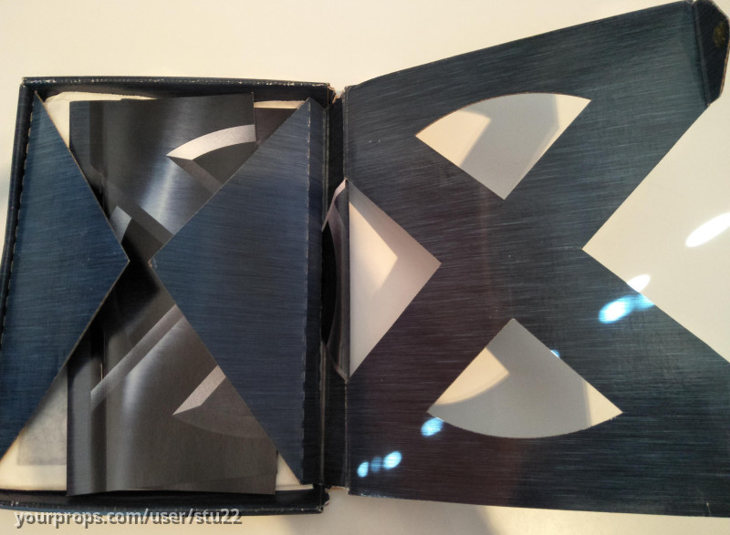 Original Press Kit – X-Men (2000) – image 2