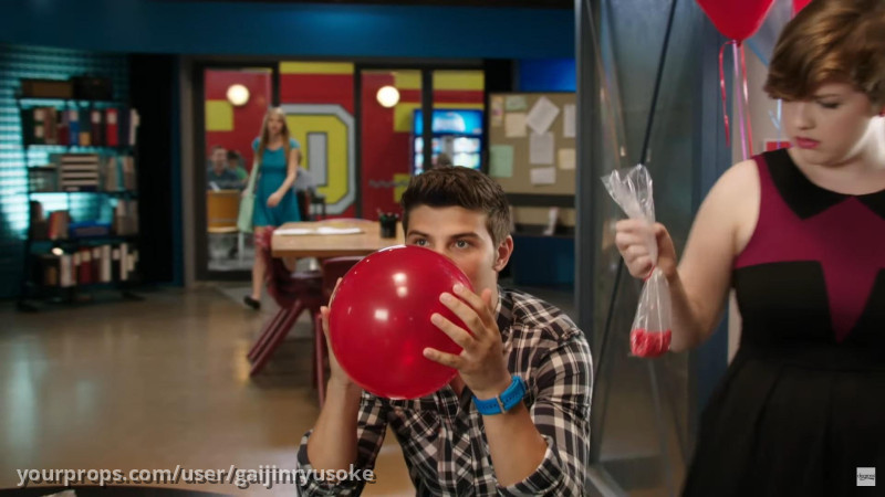 Red Balloons 13x26 – Degrassi: The Next Generation (2001) – image 3