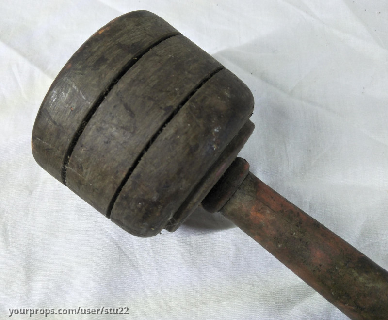 Dawn Treader Ship's Carver's Mallet – The Chronicles of Narnia: The Voyage of the Dawn Treader (2010) – image 3