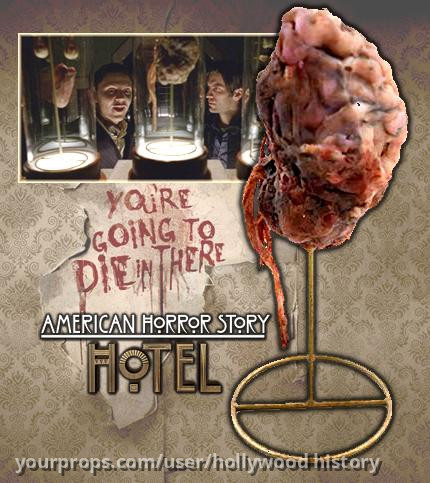 Ten Commandment Killer's "Thou Shalt Not Worship False Idols" Trophy – American Horror Story (2011) – image 1
