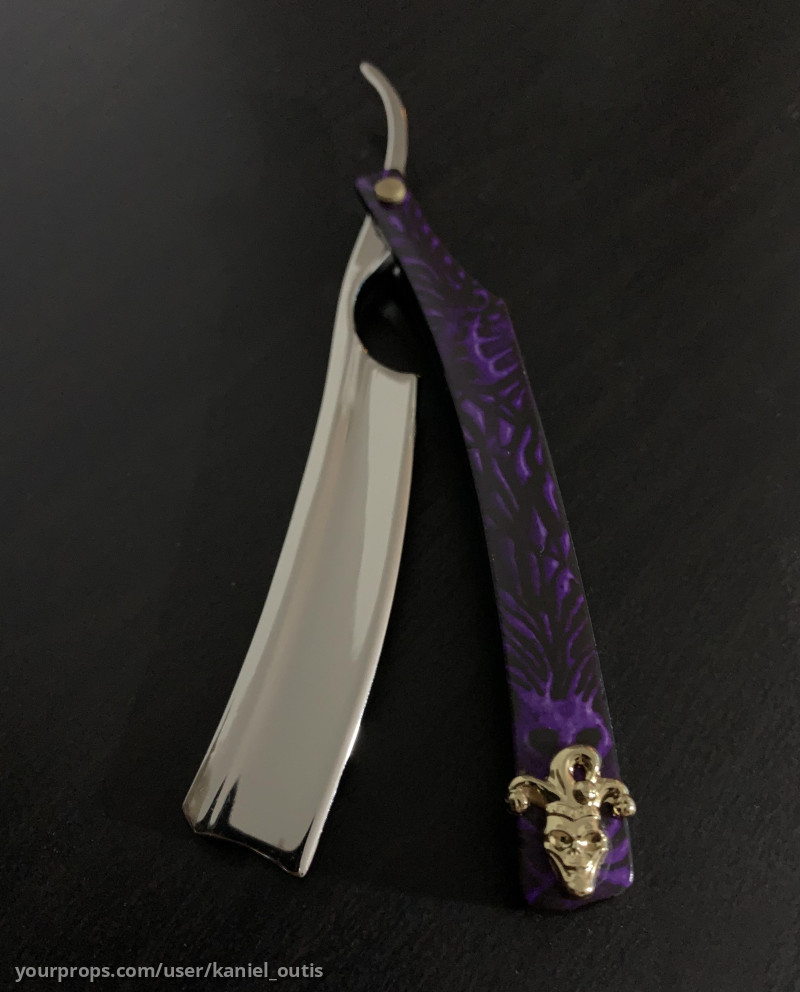 Joker Razor – Suicide Squad (2016) – image 1