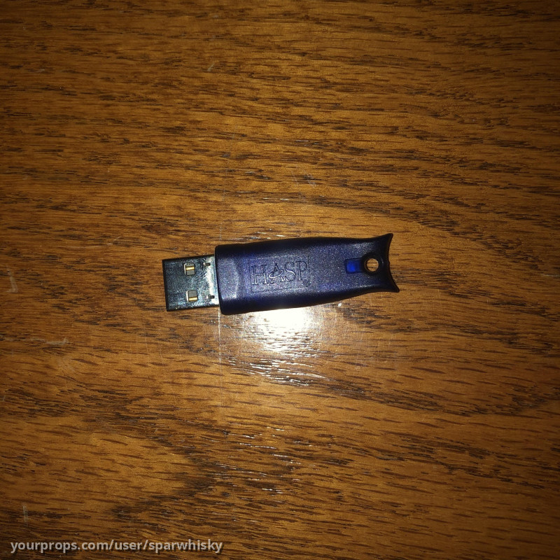 Hasp flash drive – The Bourne Identity (2002) – image 1