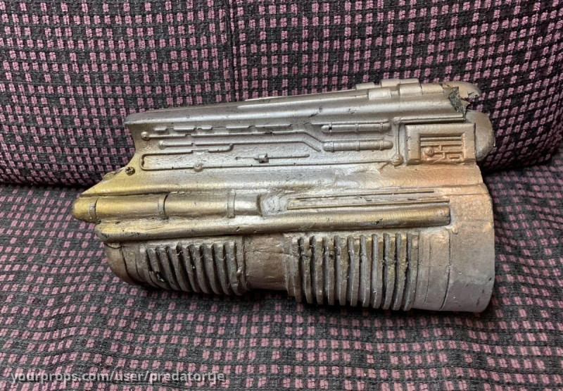 Predator 2 Ram Blade Gauntlet – Predator 2 (1990) – image 1
