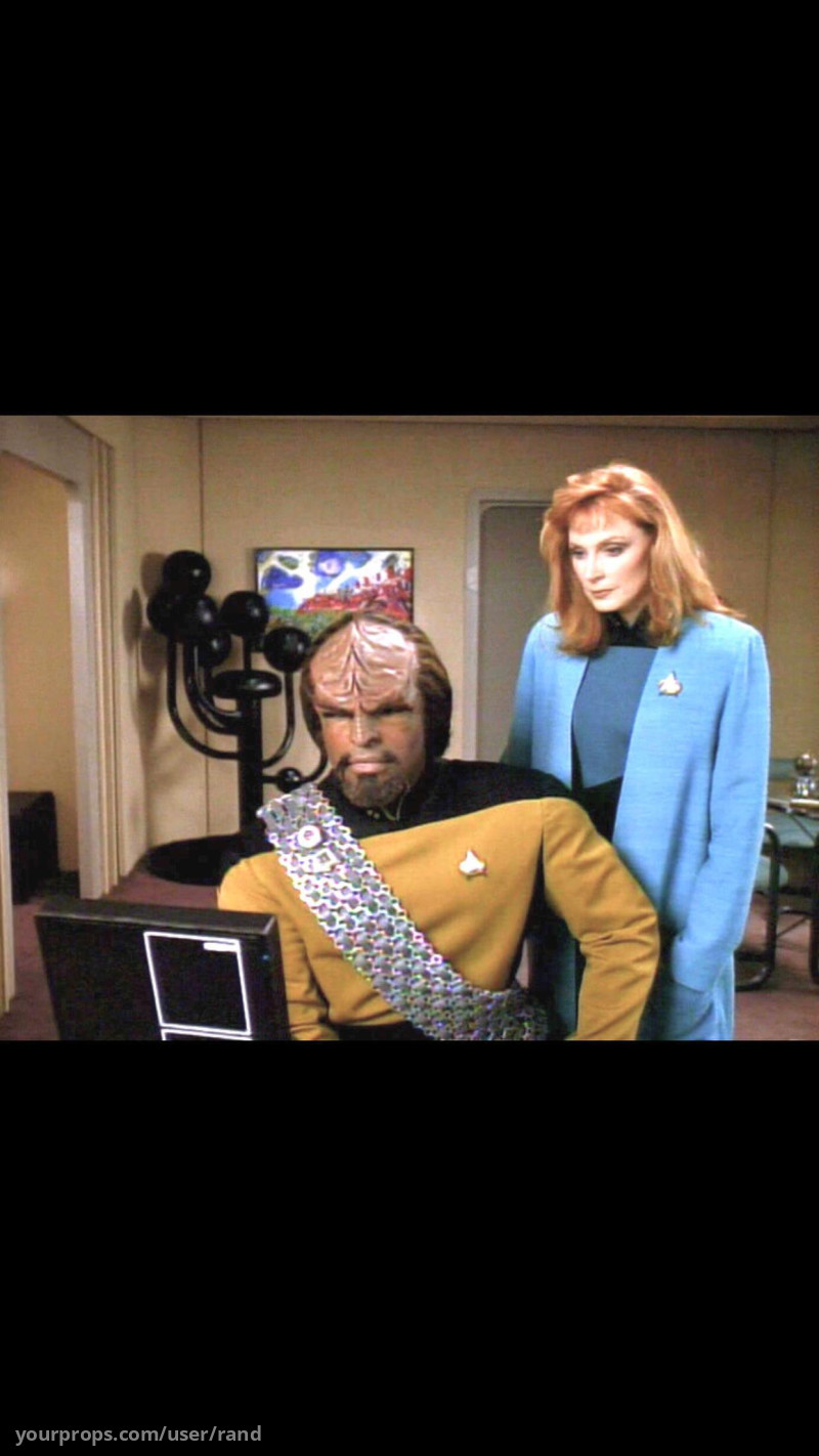 Season 4, Episode 2: Family (1990) – Star Trek: The Next Generation (1987) – image 5