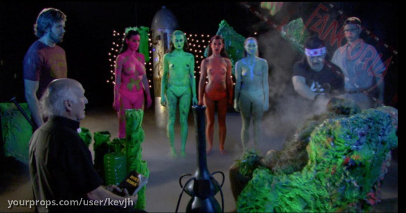 Rabbits secrets stash Bible – Evil Bong 3: The Wrath of Bong (2011) – image 3