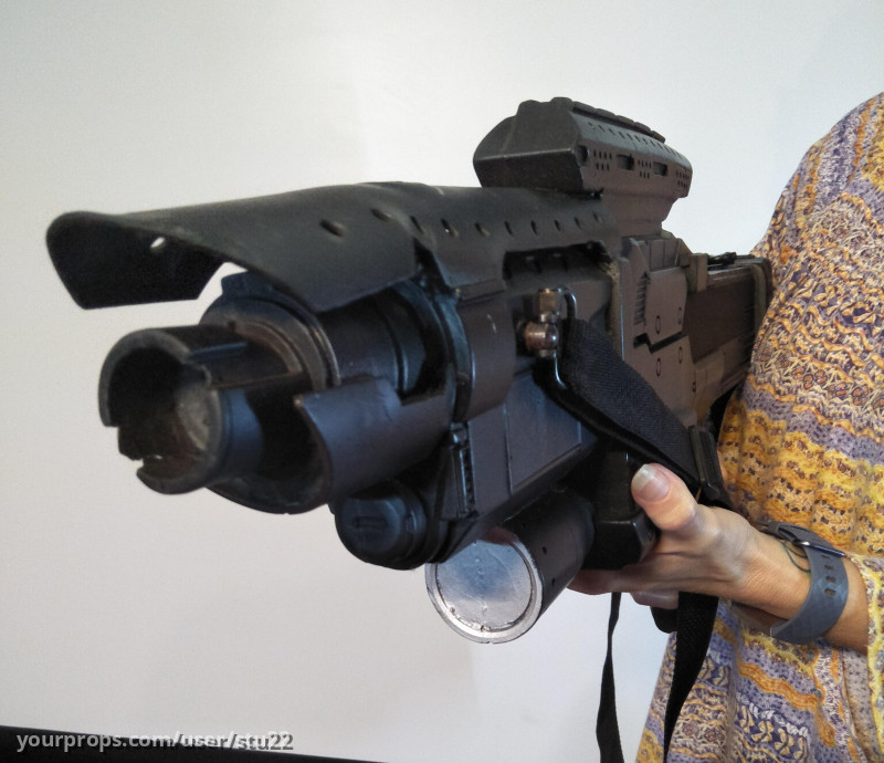 Sonic Pulse Rifle - Rubber – Terra Nova (2011) – image 1