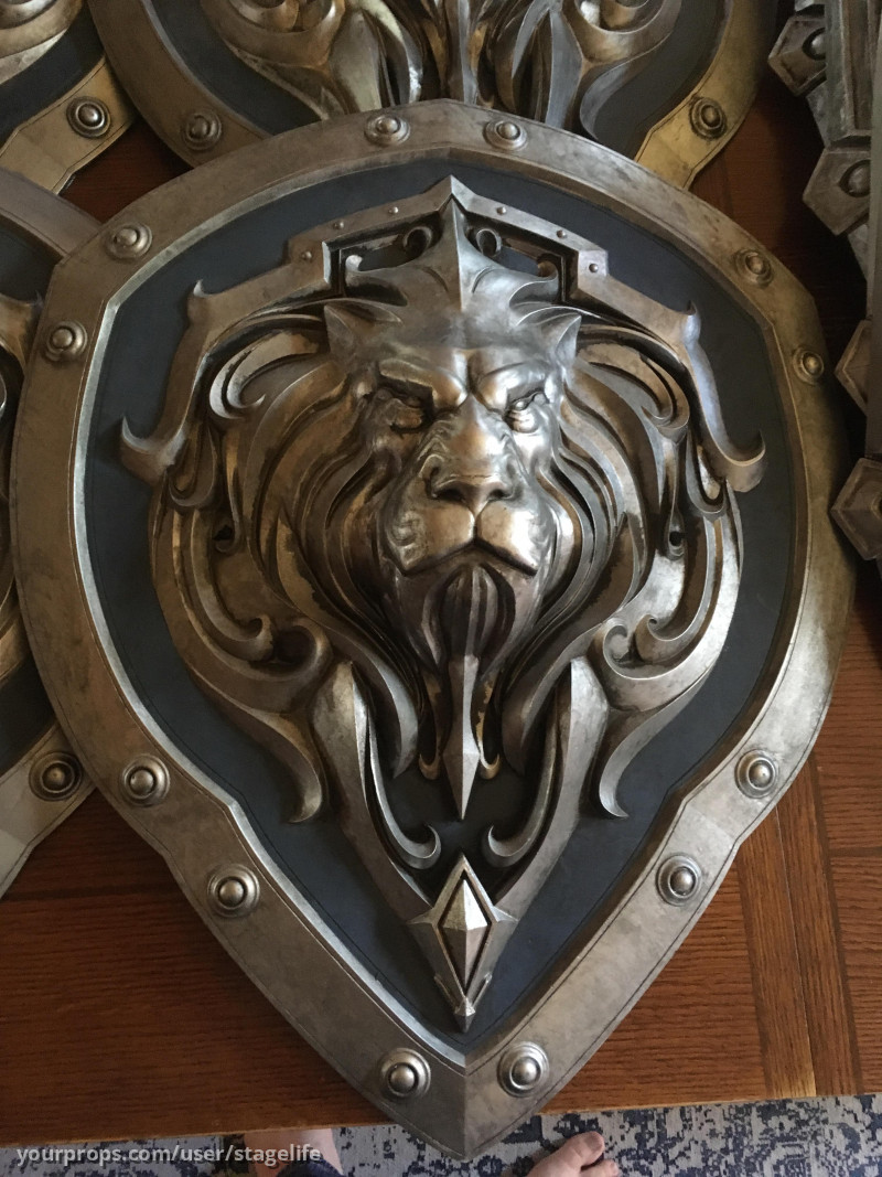 3D Lion Head sheild from StormWind Castle – Warcraft (2016) – image 2