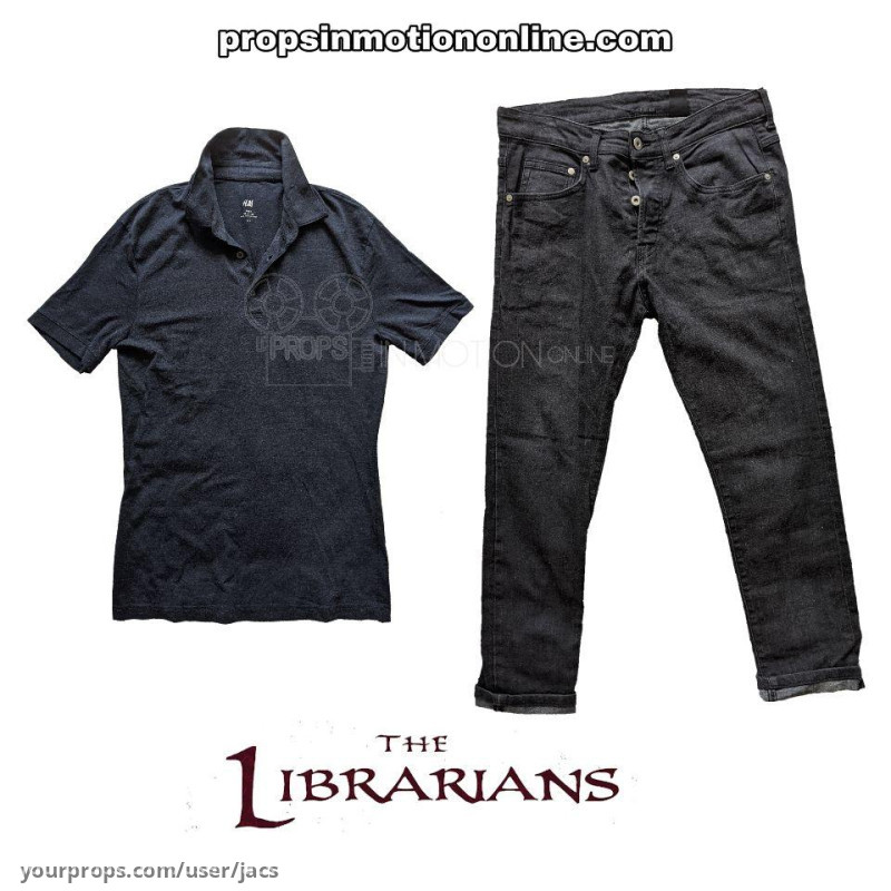 Ezekiel shirt and Jeans – The Librarians (2014) – image 1