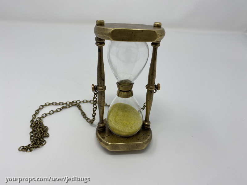 Hourman’s Hourglass – Stargirl (2020) – image 1