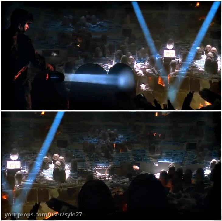 Miniature Chairs and Egg Shard – Godzilla (1998) – image 4