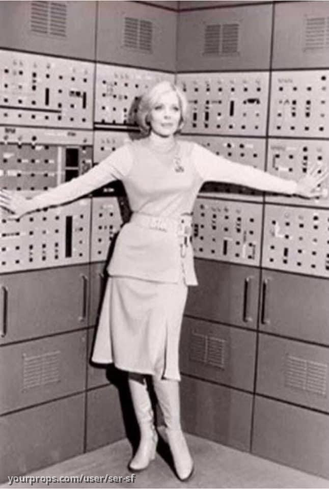 Year 2 Computer Panels – Space: 1999 (1975) – image 4