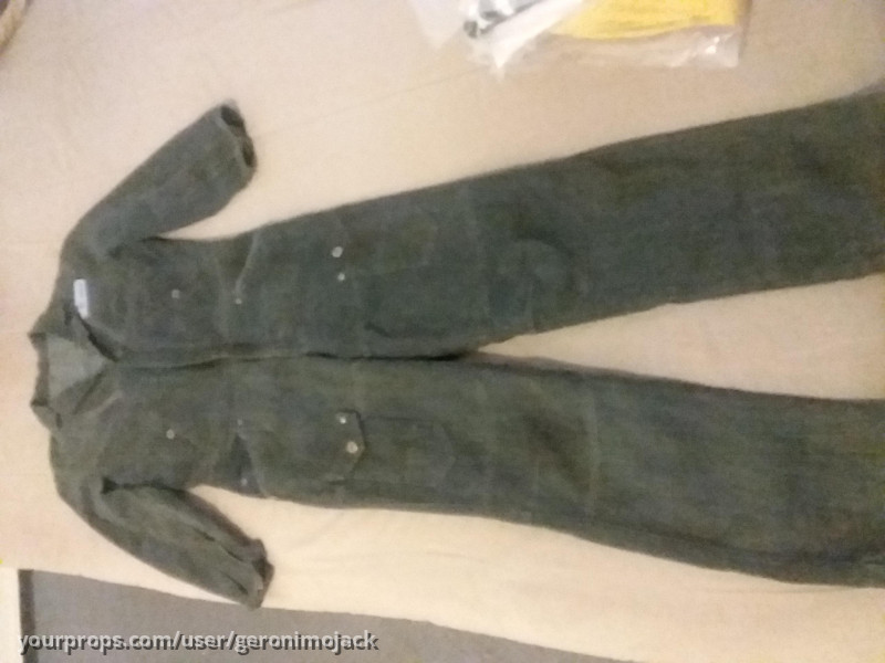 Robot factory worker uniform – Total Recall (2012) – image 1