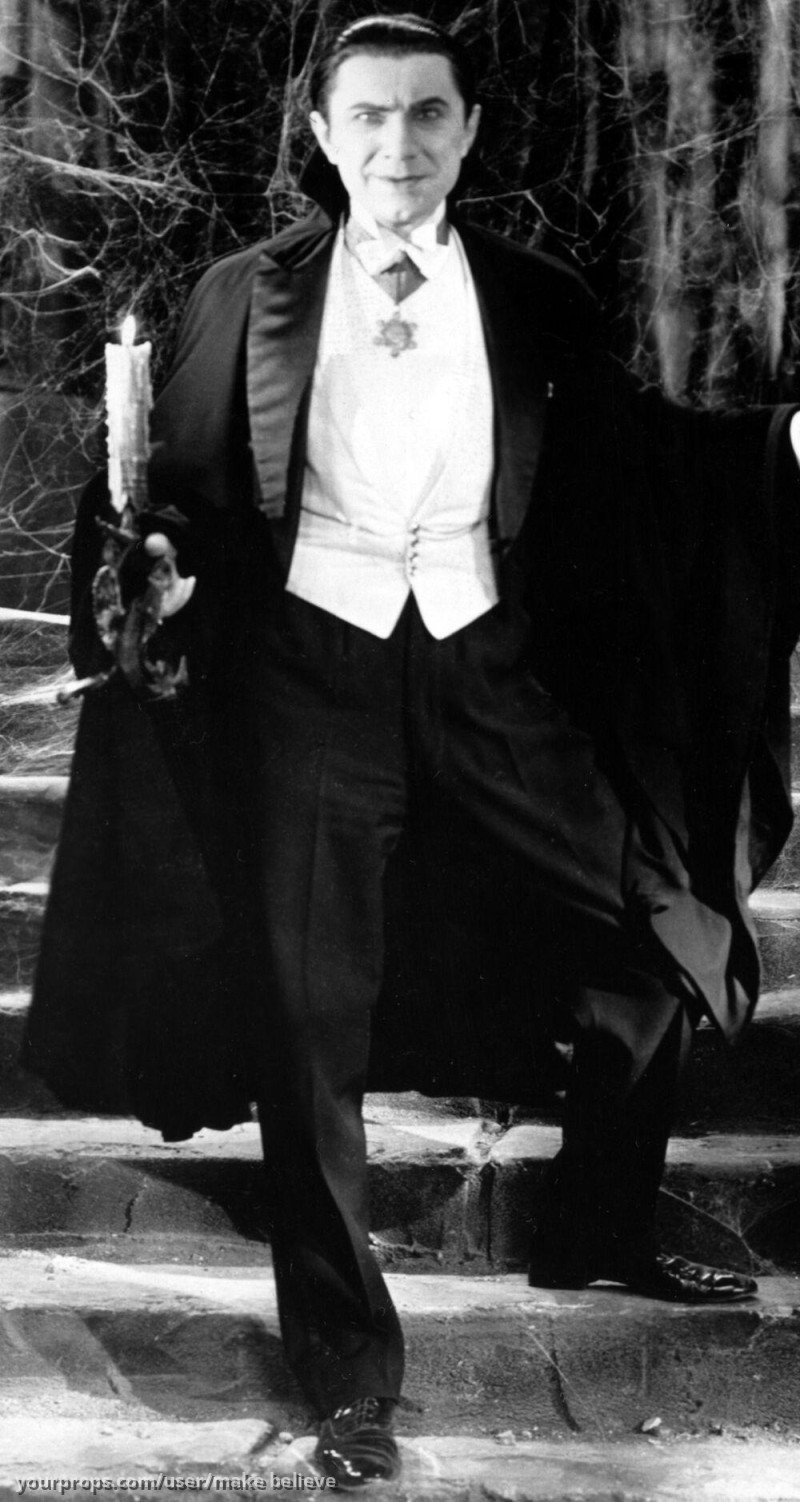 Complete movie costume – Dracula (1931) – image 5