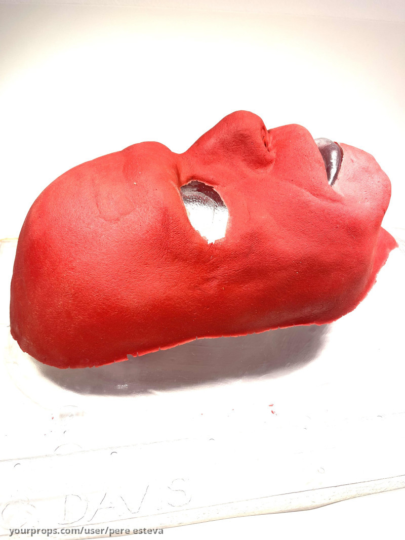 Prosthetic Hellboy Mask – Hellboy (2004) – image 3