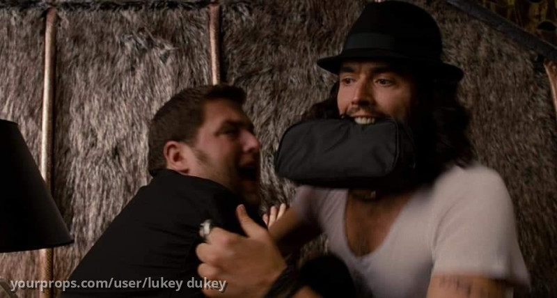Aldous adrenaline needle and medical bag – Get Him to the Greek (2010) – image 2