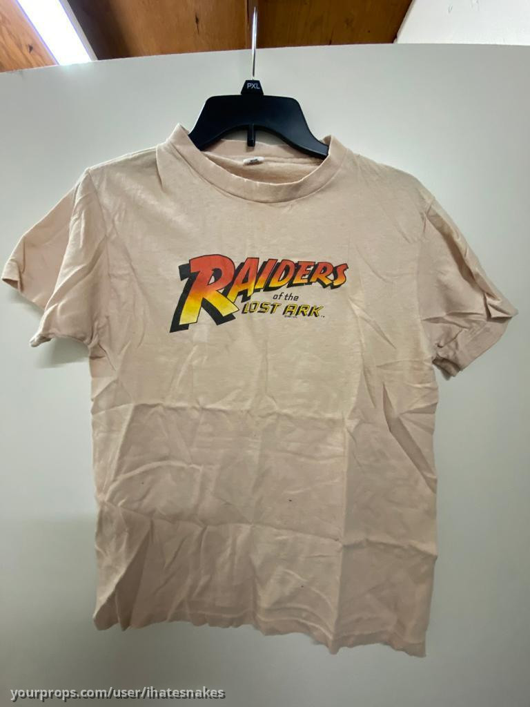 Original Unworn Crew Shirt – Raiders of the Lost Ark (1981) – image 1