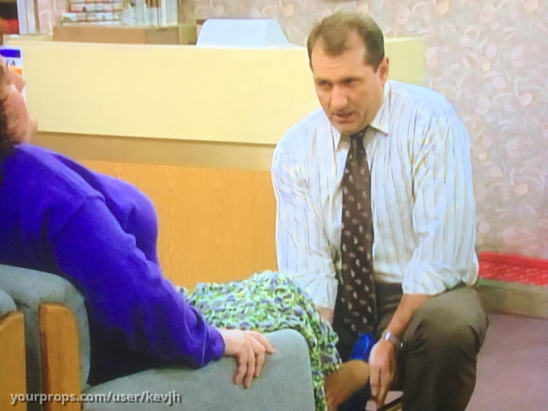 Al Bundy‘s costume seen in multiple episodes – Married... with Children (1987) – image 5