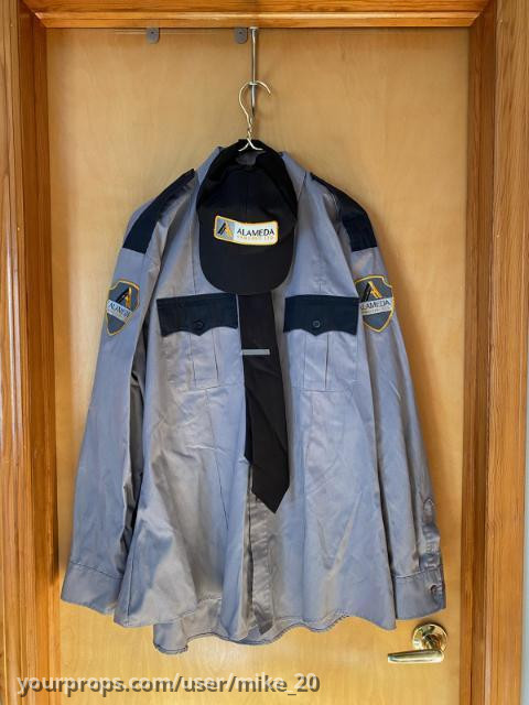 50 CENT Screen Worn Movie Costume – Den of Thieves (2018) – image 1