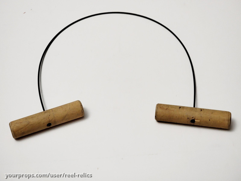Dexter's Hero and Stunt Garrotes (Wooden Handles) – Dexter (2006) – image 3