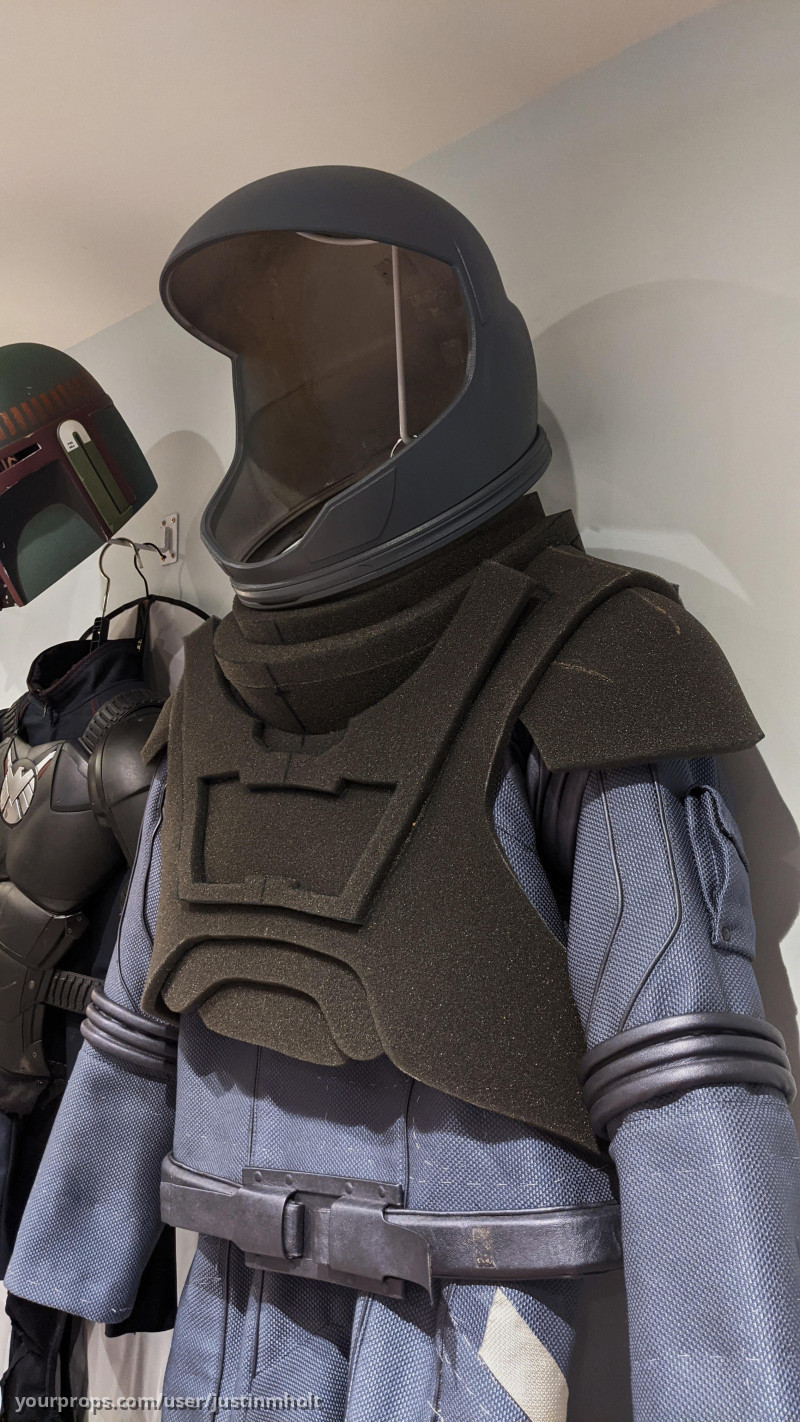 Ironhead Studio Prototype Chris Pratt Space Suit – Passengers (2016) – image 3