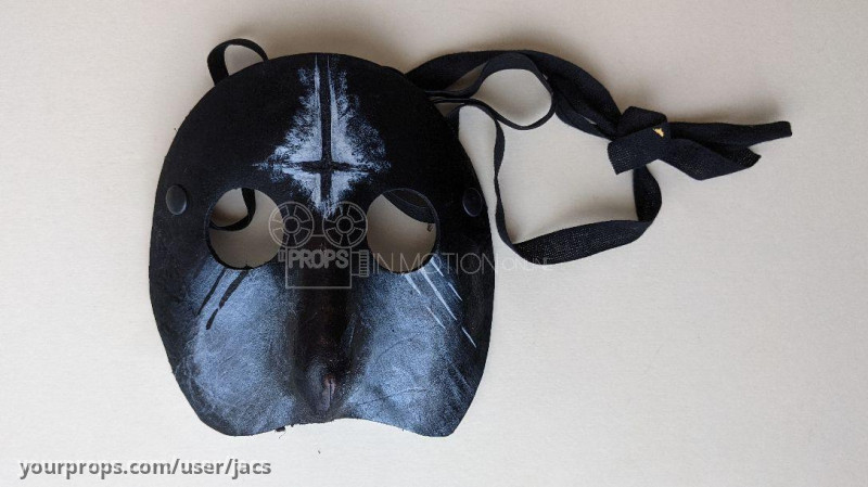 Sisterhood Mask – Van Helsing (2016) – image 1