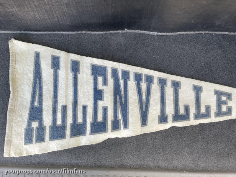 Allenville football team prop pennant “The Longest Yard” – The Longest Yard (2005) – image 1