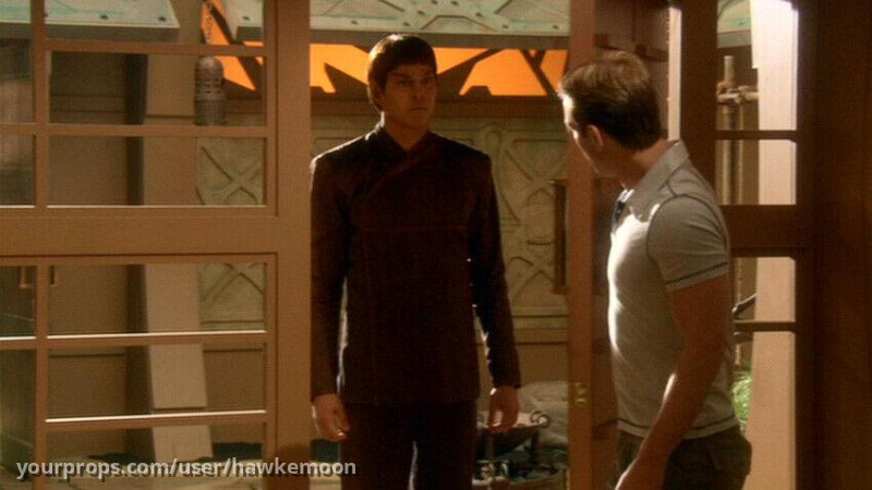 Commander Trip Tucker's civilian outfit – Star Trek: Enterprise - In a Time of War (2014) – image 4