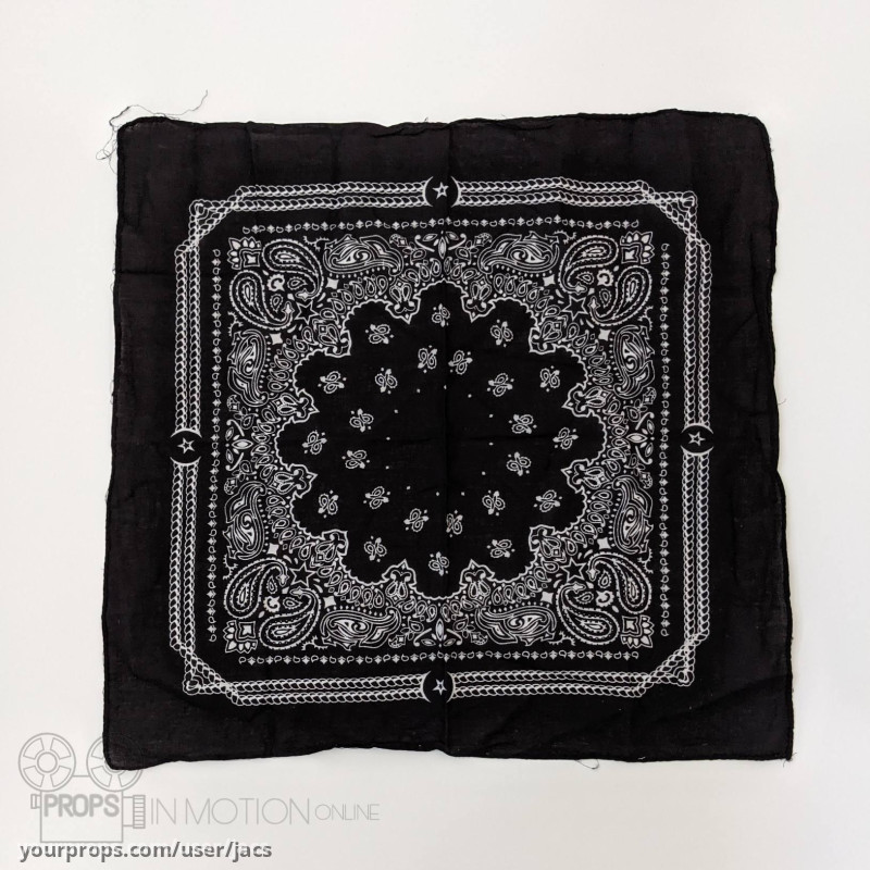 Annie Flynn (Kristin Lehman) Handkerchief – Midnight Mass (2021) – image 1