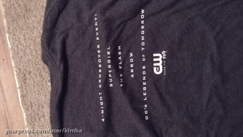 Supergirl invasion crossover event 2nd season crew shirt – Supergirl (2015) – image 2