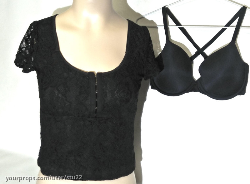 Production Used Wardrobe – Spiderhead (2022) – image 1