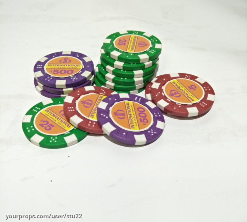 Background International Hotel Casino Chips – Elvis (2022) – image 1