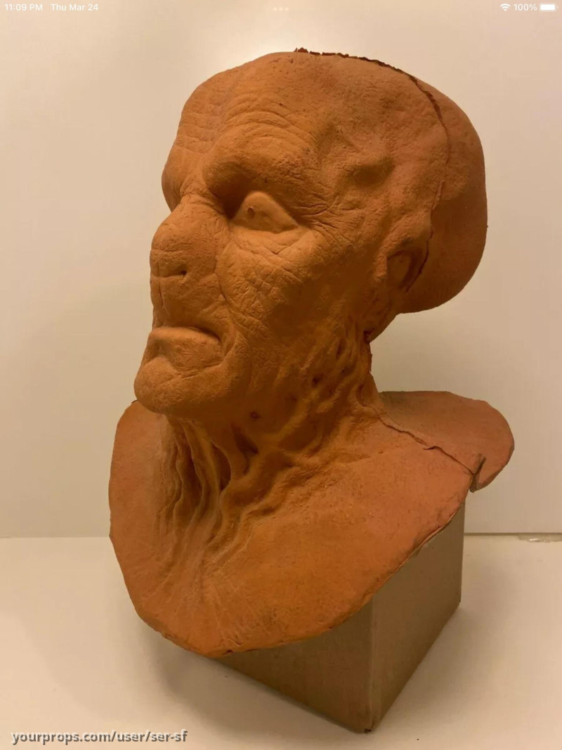 Hyach Latex Background Mask – Babylon 5 (1993) – image 2