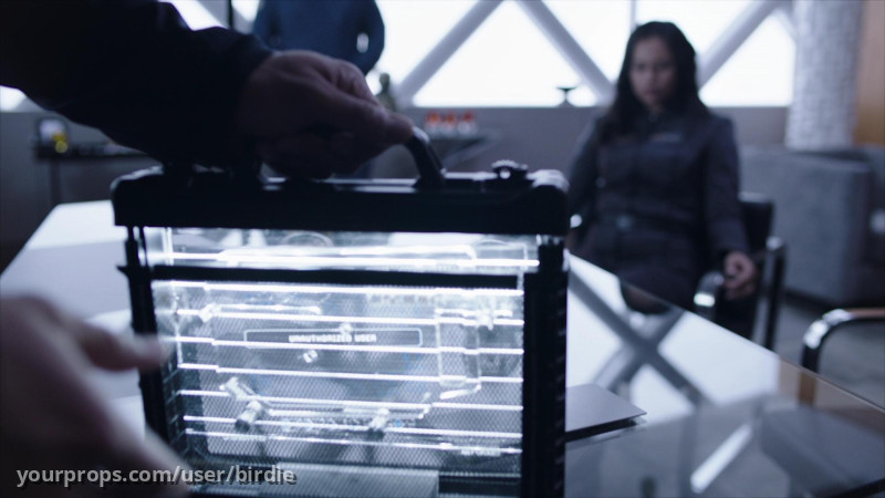 Protomolecule Hybrid Data Terminal in Case – The Expanse (2015) – image 5