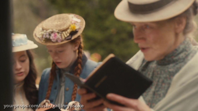 3x03 Anne's Bible – Anne with an E (2017) – image 3