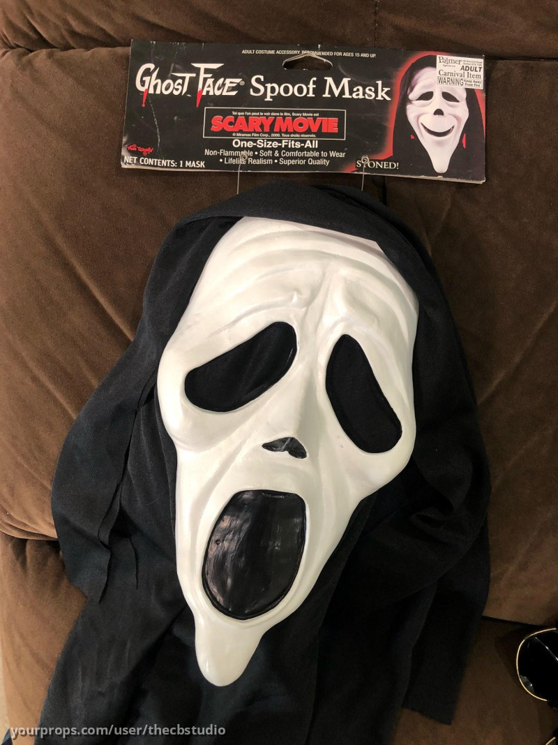 The Killer Mask Replica – Scary Movie (2000) – image 2