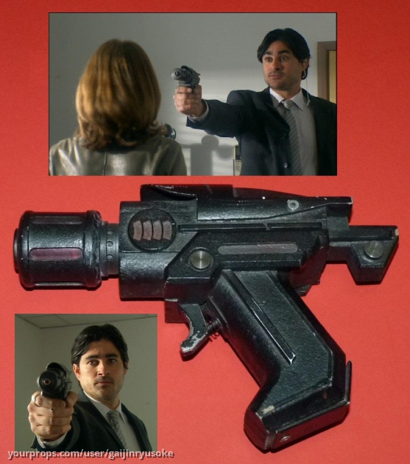 Mark Grantham's Pistol – The Sarah Jane Adventures (2007) – image 1