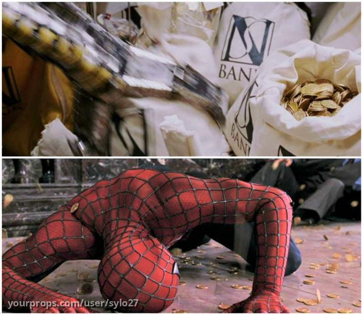 Plastic Gold Coin – Spider-Man 2 (2004) – image 3