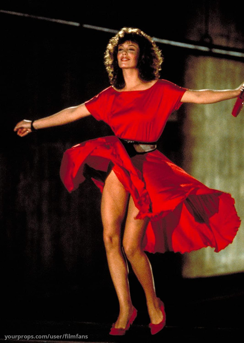 Original Production Script – The Woman in Red (1984) – image 3