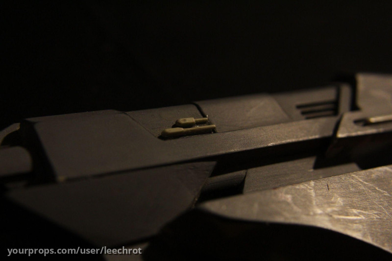 Prop Gun (The Return of Doctor Mysterio) – Doctor Who (2005) – image 3
