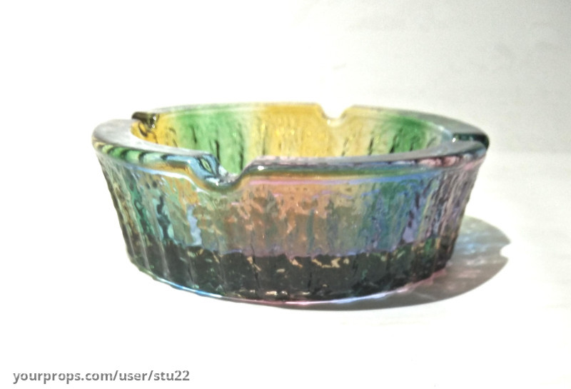 Col. Tom's Carny Ashtray – Elvis (2022) – image 1