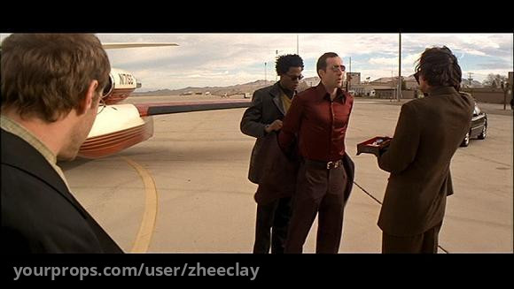 Castor Troy’s (Nicolas Cage) Burgundy Suit – Face/Off (1997) – image 3