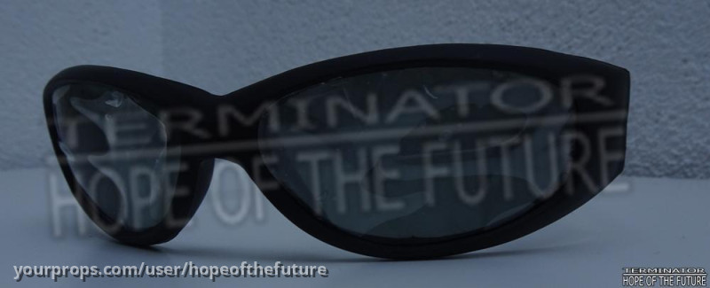 Terminator 2 3D Grand Opening sunglasses Universal Studios Hollywood – T2 3-D: Battle Across Time (1996) – image 1