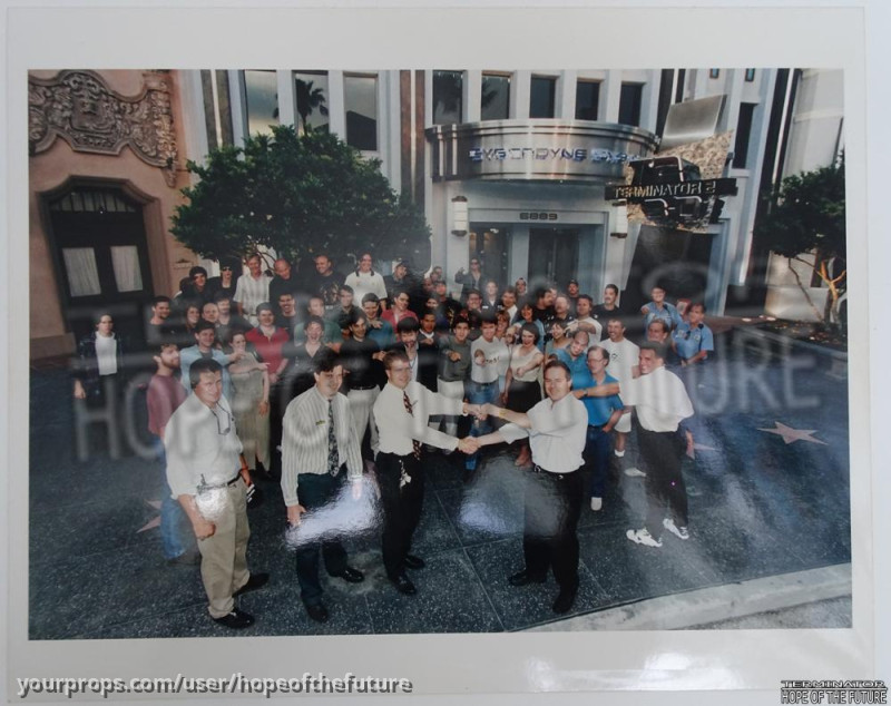 Passing the Key photo Terminator 2 3D Universal Studios Florida – T2 3-D: Battle Across Time (1996) – image 1