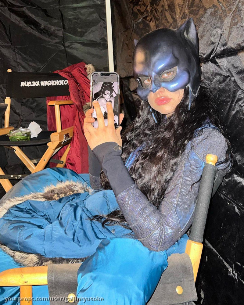 SG Season 2 Chairback – Stargirl (2020) – image 2