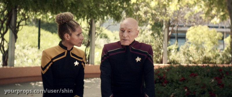 Star Trek Delta Communicator – Star Trek: Picard: The Final Mission (2023) – image 4