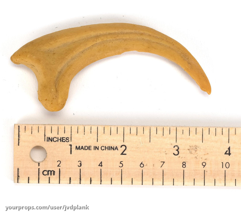 Unpainted Velociraptor Claw – Jurassic Park (1993) – image 5